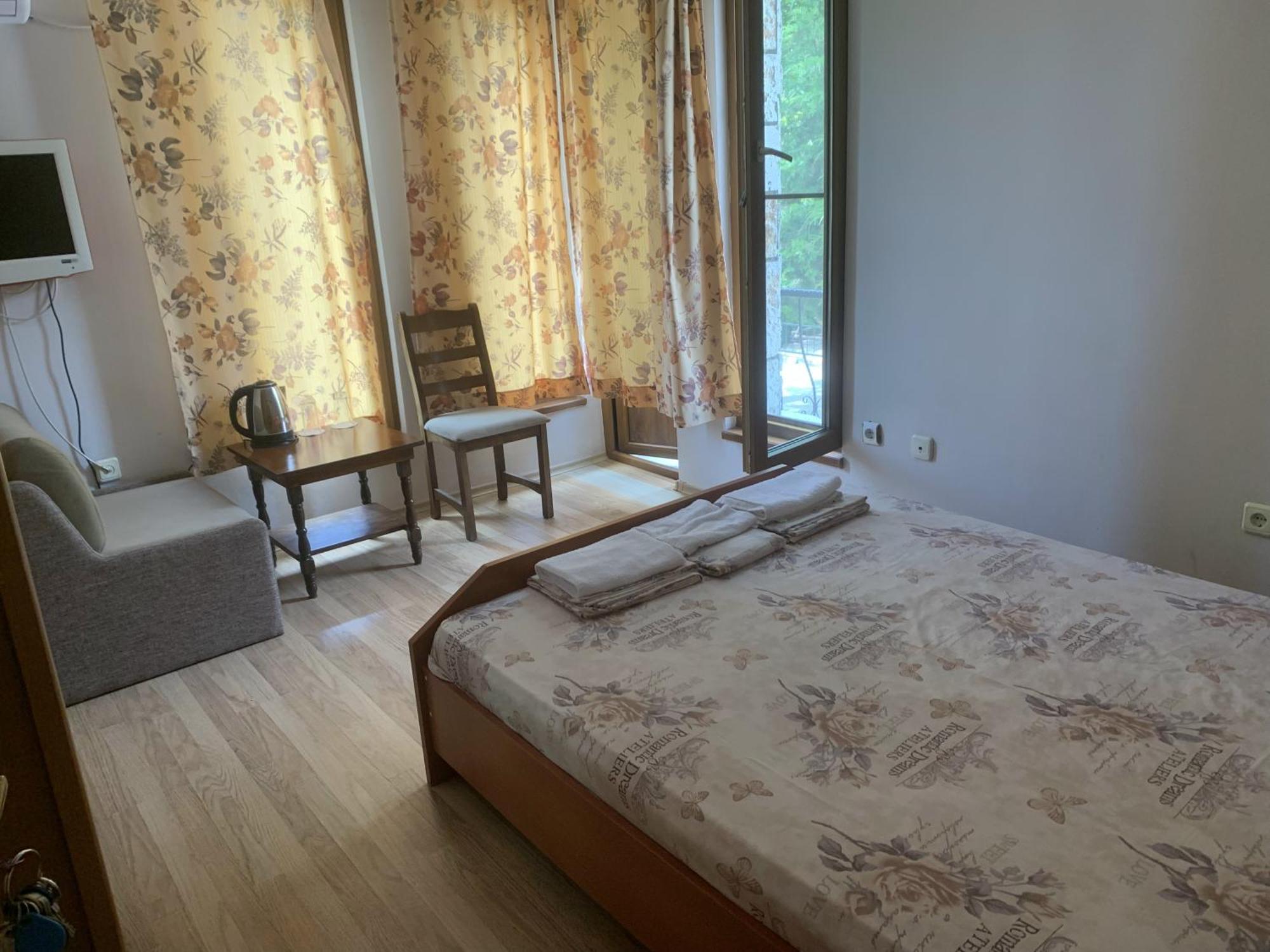 Guest house Maxim